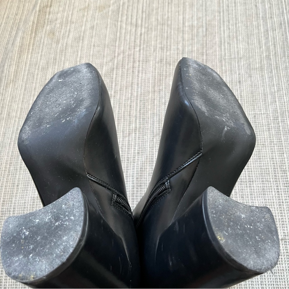 Black Knee High Block Heel Boots | Square Toe Chic Trendy Fall Winter Boots - Picture 3 of 7